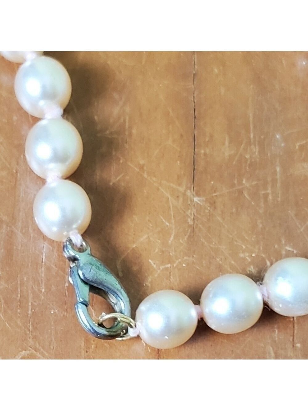 Necklace, cream beads, 17.5 inches - Picture 3 of 3